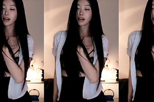 야릇하게 셔츠 풀고 리액션
