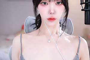 점점 더 이뻐지넹