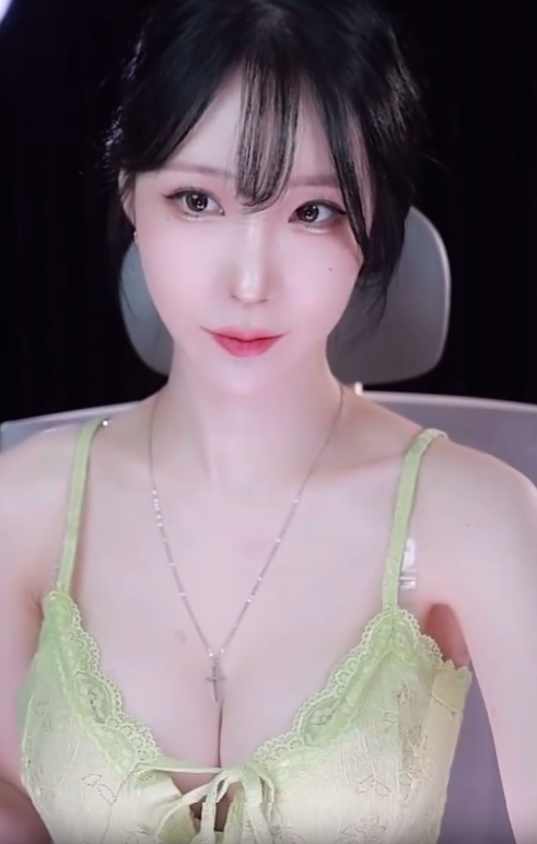 존예녀의 섹시한 의상