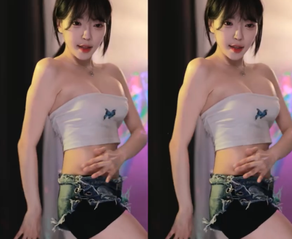 겸둥이 여캠 짧은 핫팬츠 반전의상 ㅗㅜㅑ